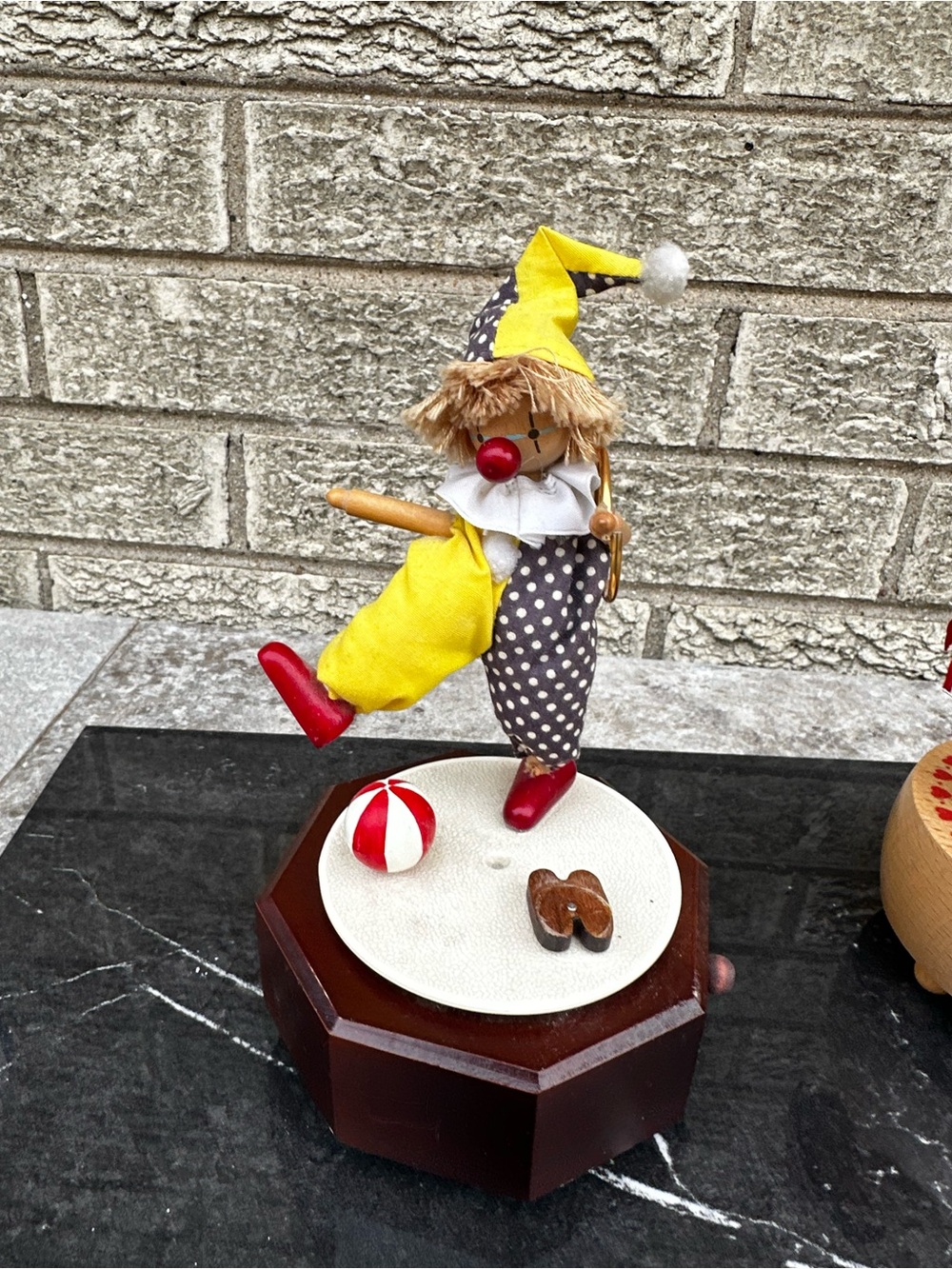 Vintage Schmid Hand Crafted Wooden Entertainer/Clown Music Box Working Condition
